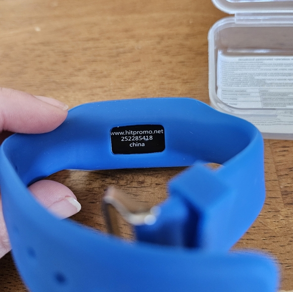 Wristband Pedometer | Blue | Tech Data | New- Never Used | Health | Wellness - Picture 4 of 7